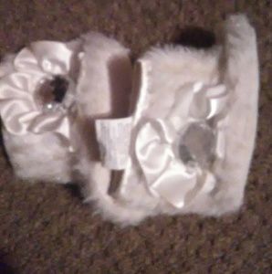 Babygirl white boots